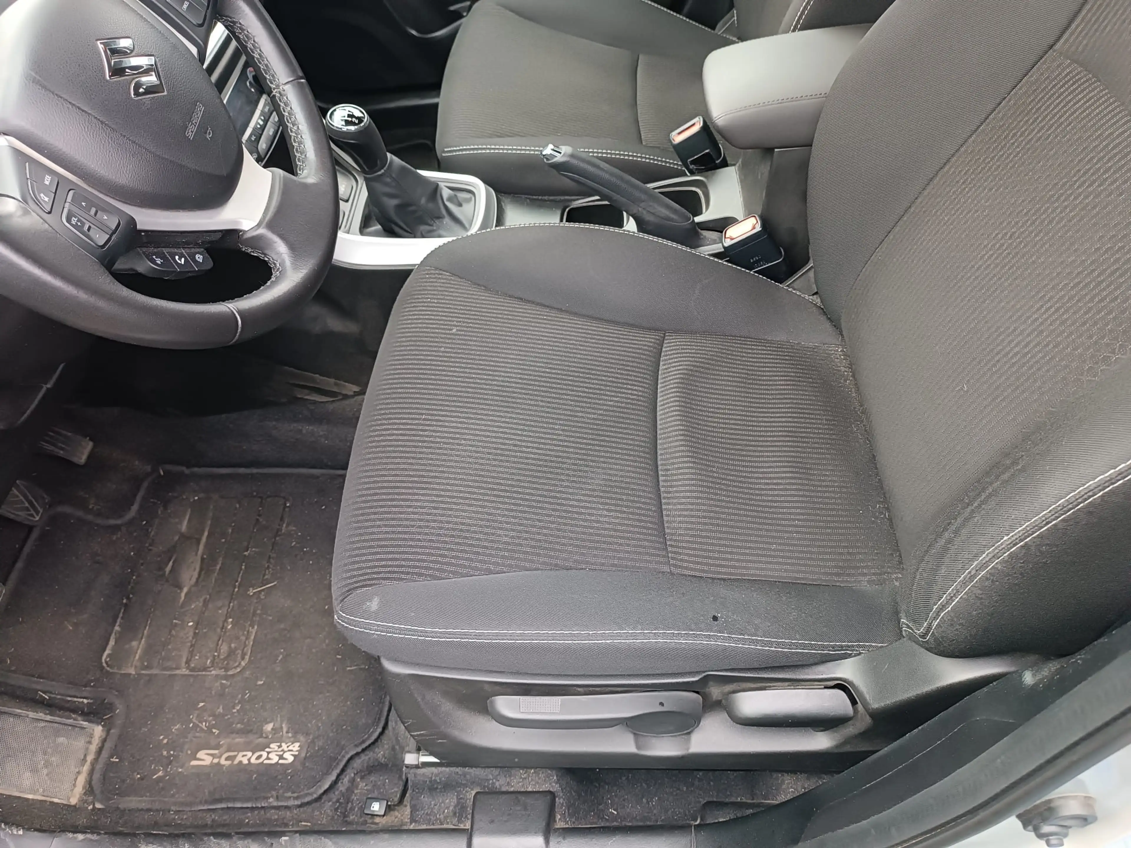 Suzuki SX4 S-Cross Club — photo 4