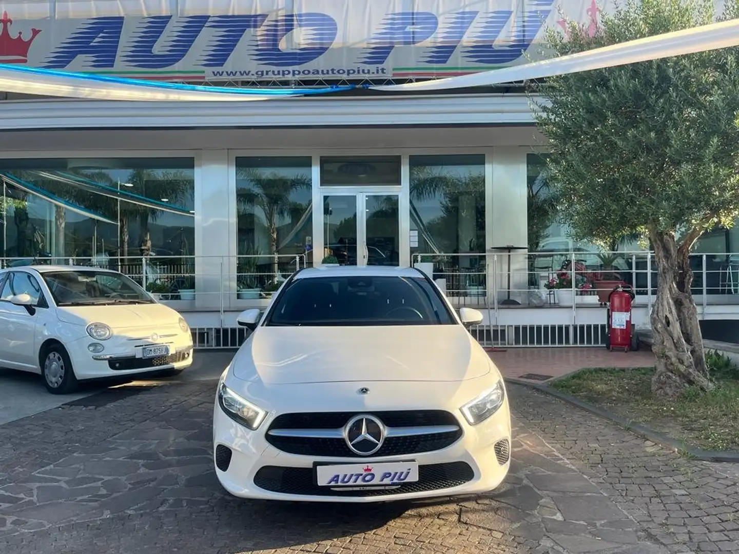 Mercedes-Benz A 180 A 180 d Premium auto Bianco - 2