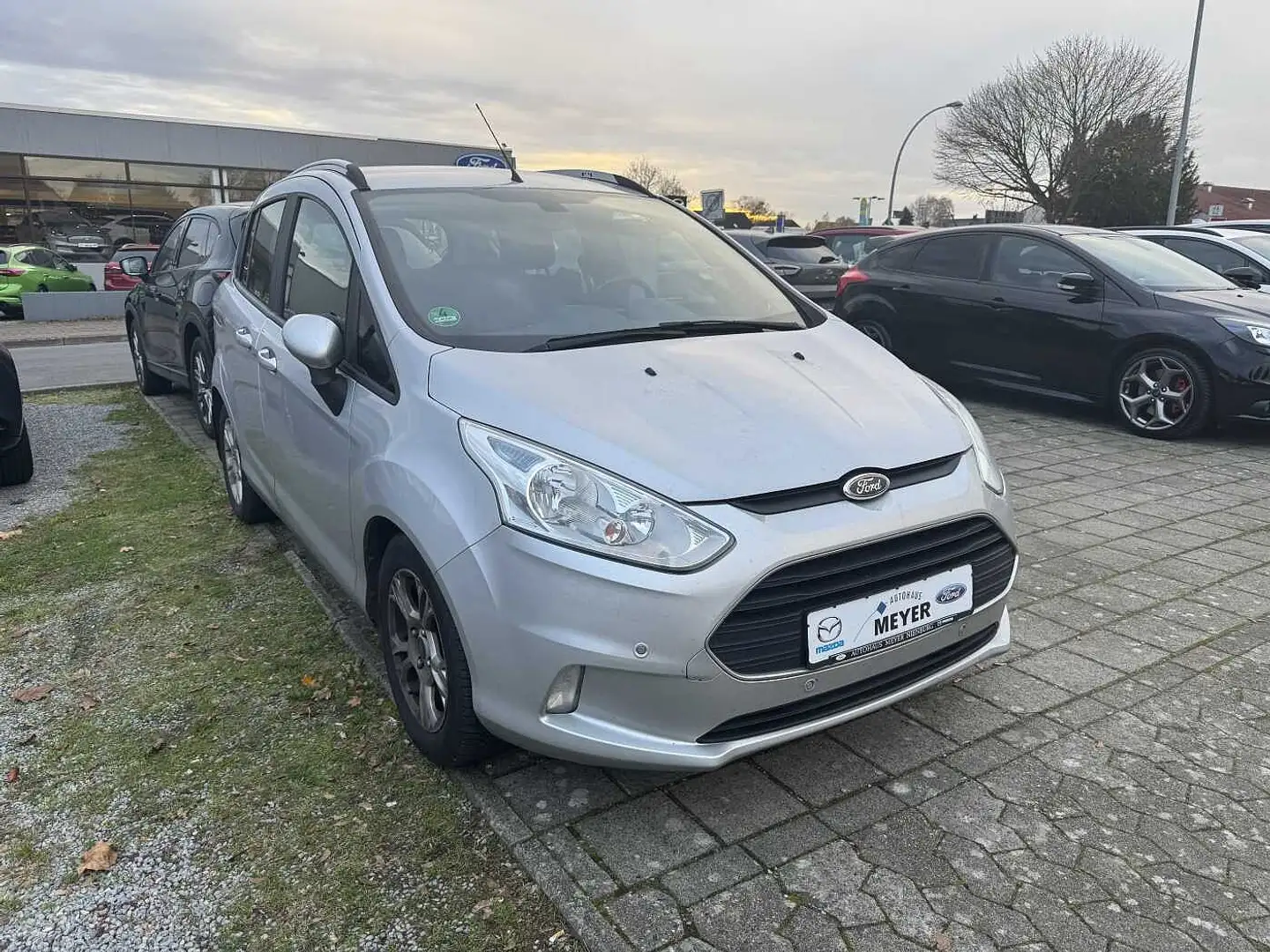 Ford B-Max 1.4 SYNC Edition Argent - 1