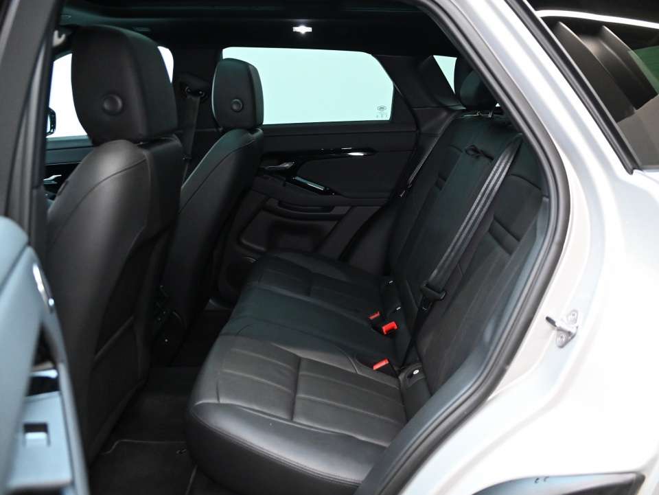 2026 Land Rover Range Rover Evoque R-DYNAMIC SE/BLACK PACK/TECH PACK/COLD CLIMATE PAC — снимка 4