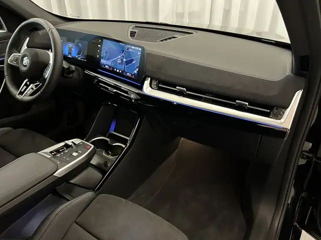 BMW X1 view 9
