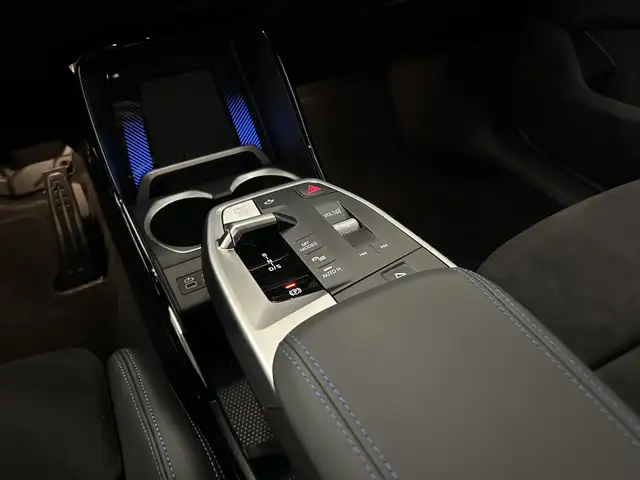 BMW X1 view 13