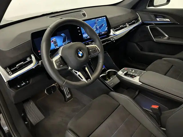 BMW X1 view 8