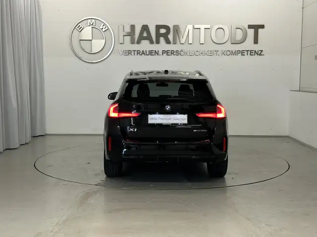 BMW X1 view 5