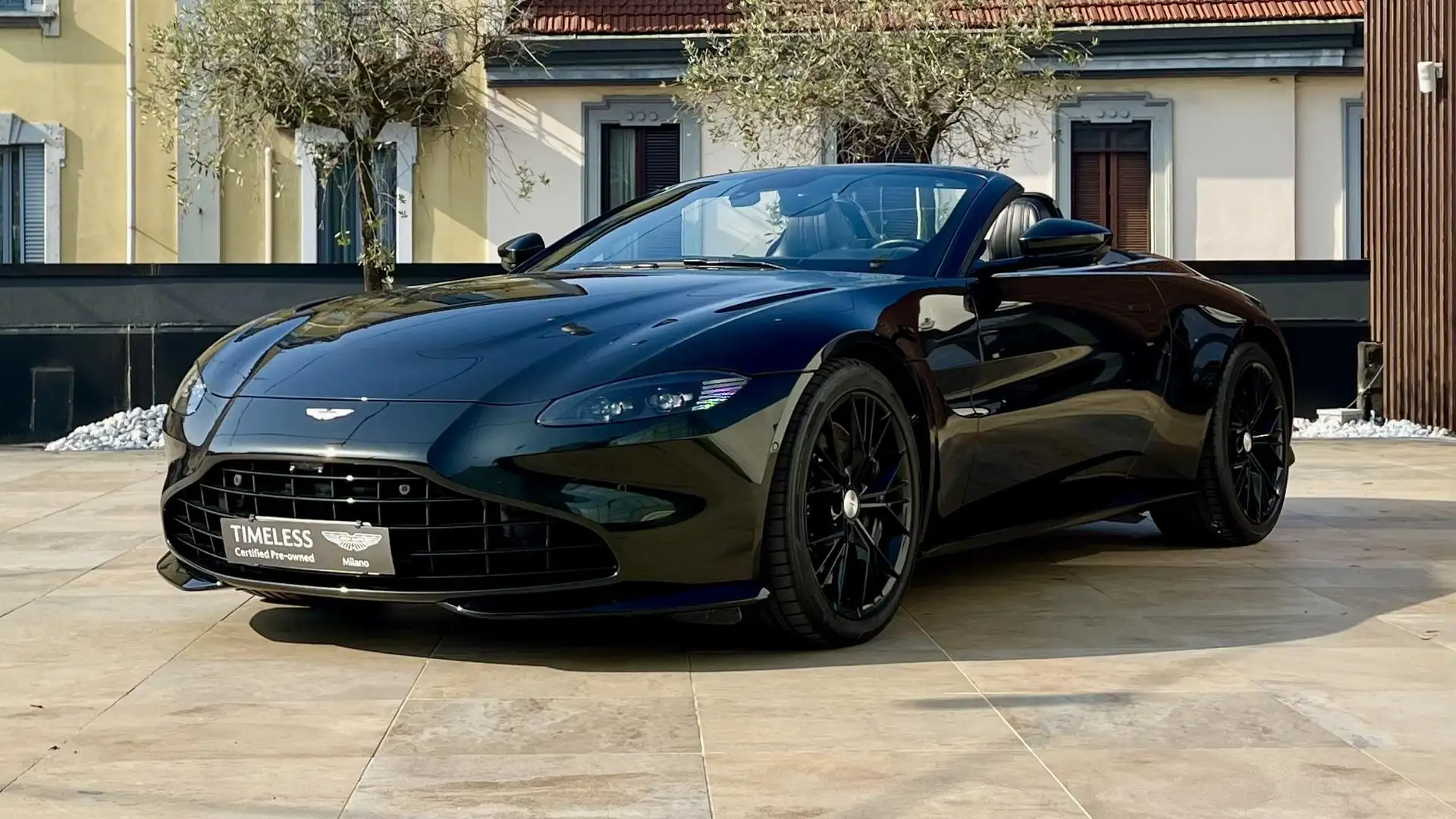 Aston Martin Vantage Roadster 4.0 V8 auto Groen - 1