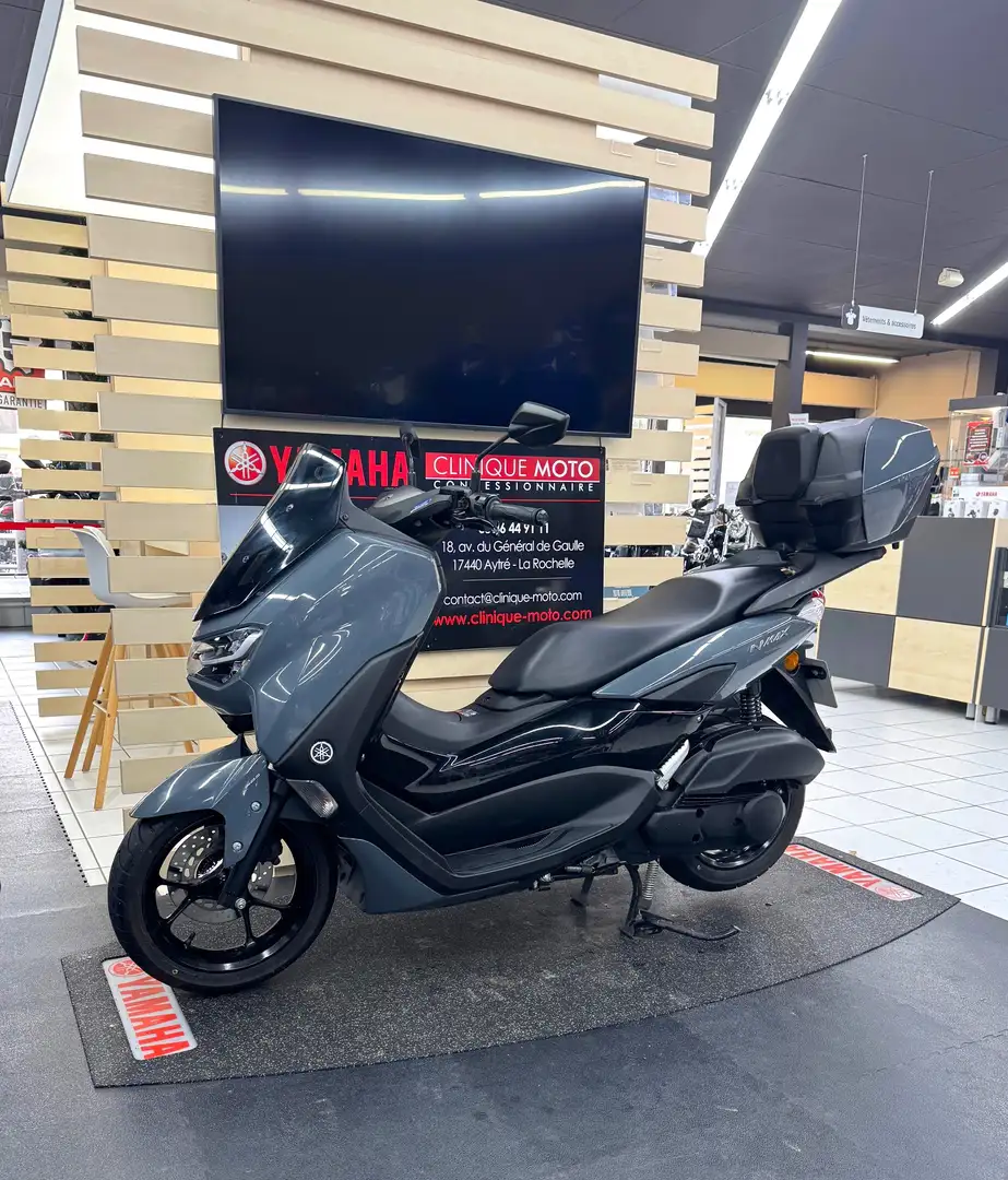 Yamaha NMAX Grijs - 2
