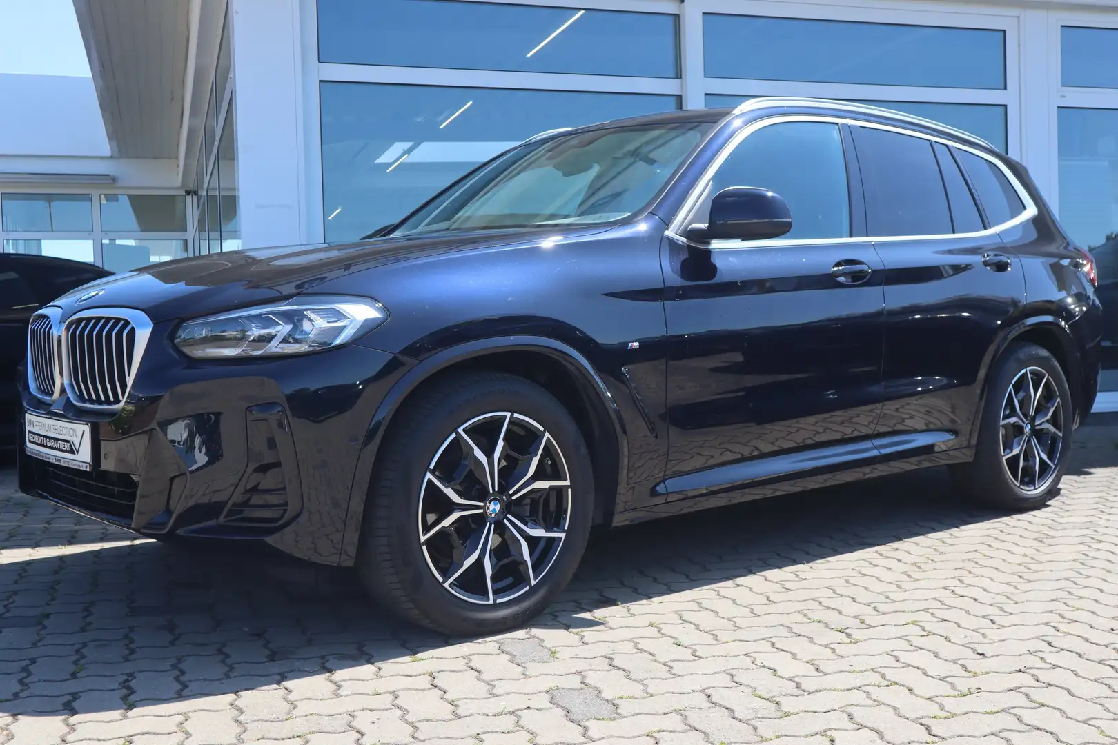 BMW X3 xDrive20d ZA M Sportpaket DAB LED WLAN Shz Zwart - 1