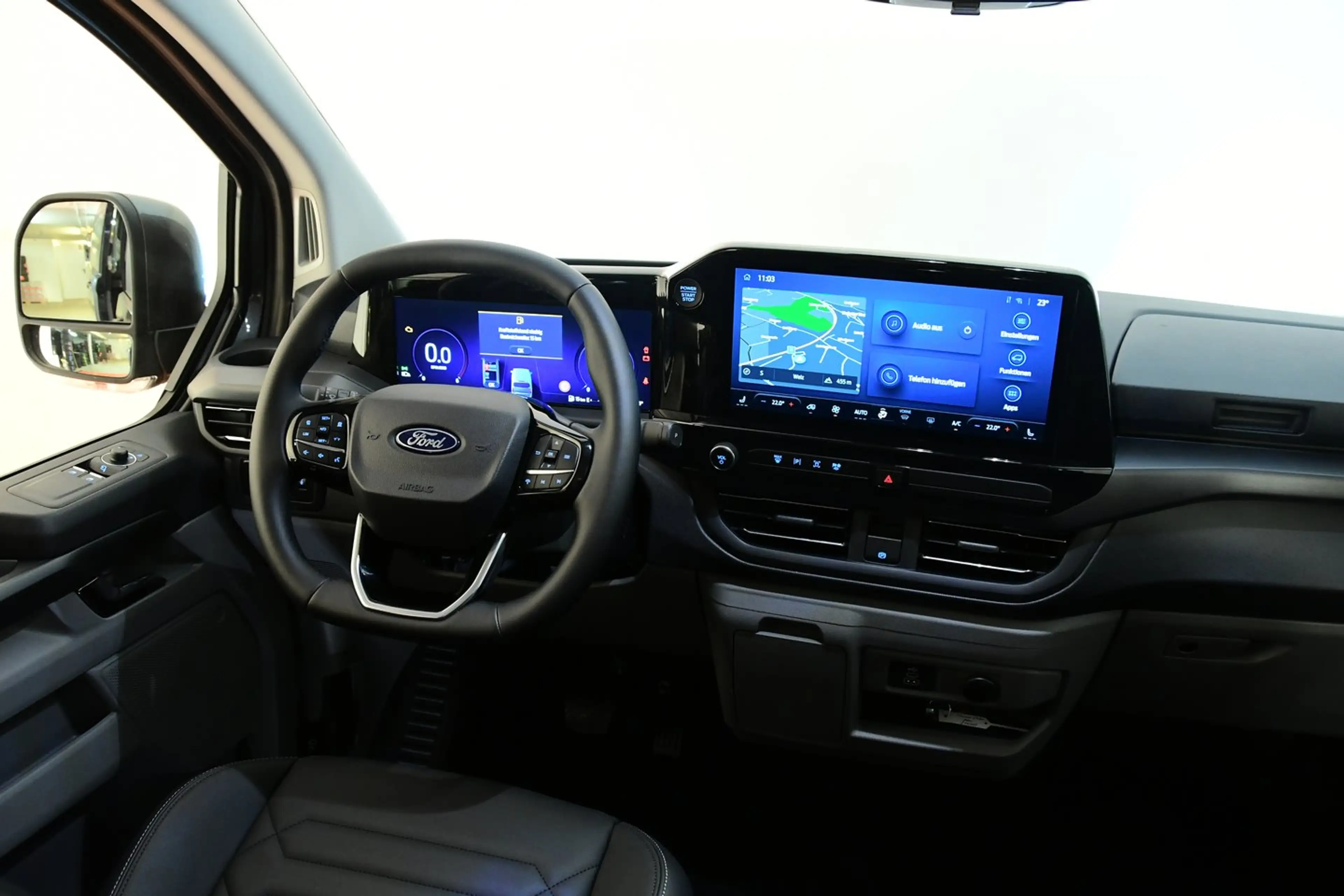 Ford Tourneo Custom Bus 2,0 EcoBlue 320 L2H1 — photo 13