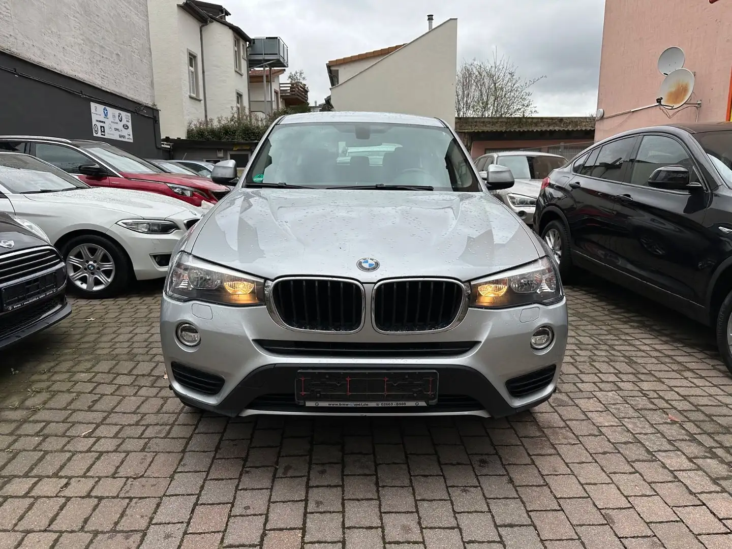 BMW X3 xDrive 20 d 1.Hand/Euro6/Scheckheft/AHK Silber - 2