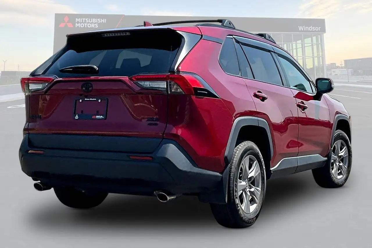 Toyota RAV 4 снимка Toyota RAV 4