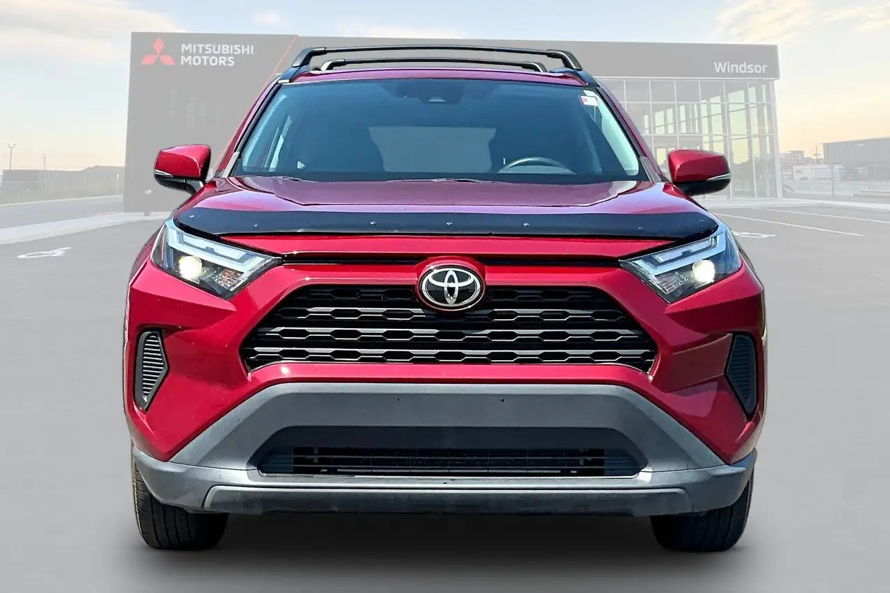 Toyota RAV 4 снимка Toyota RAV 4