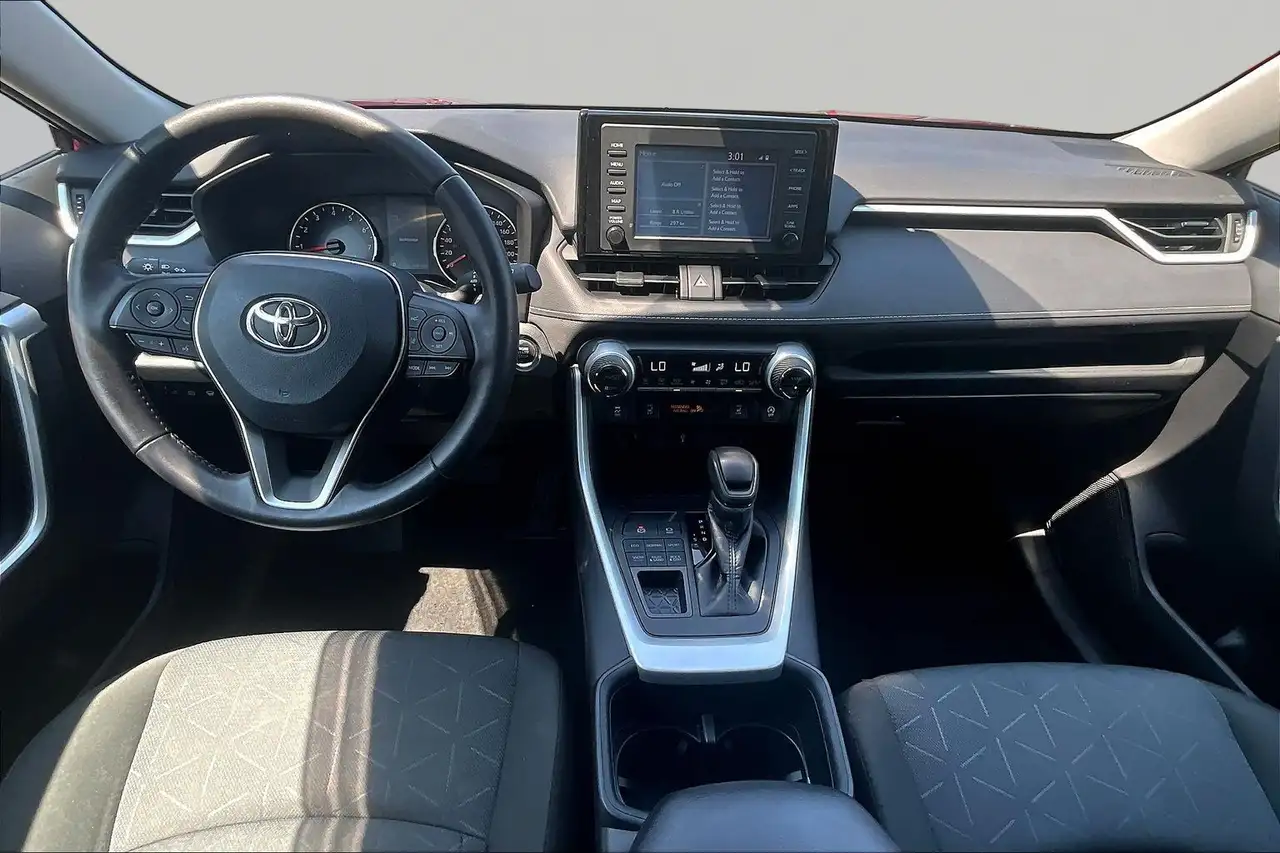 Toyota RAV 4 снимка Toyota RAV 4