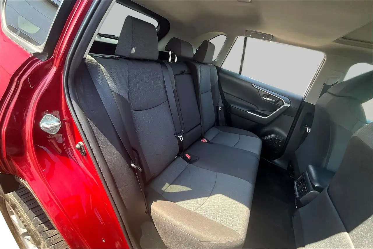 Toyota RAV 4 снимка Toyota RAV 4