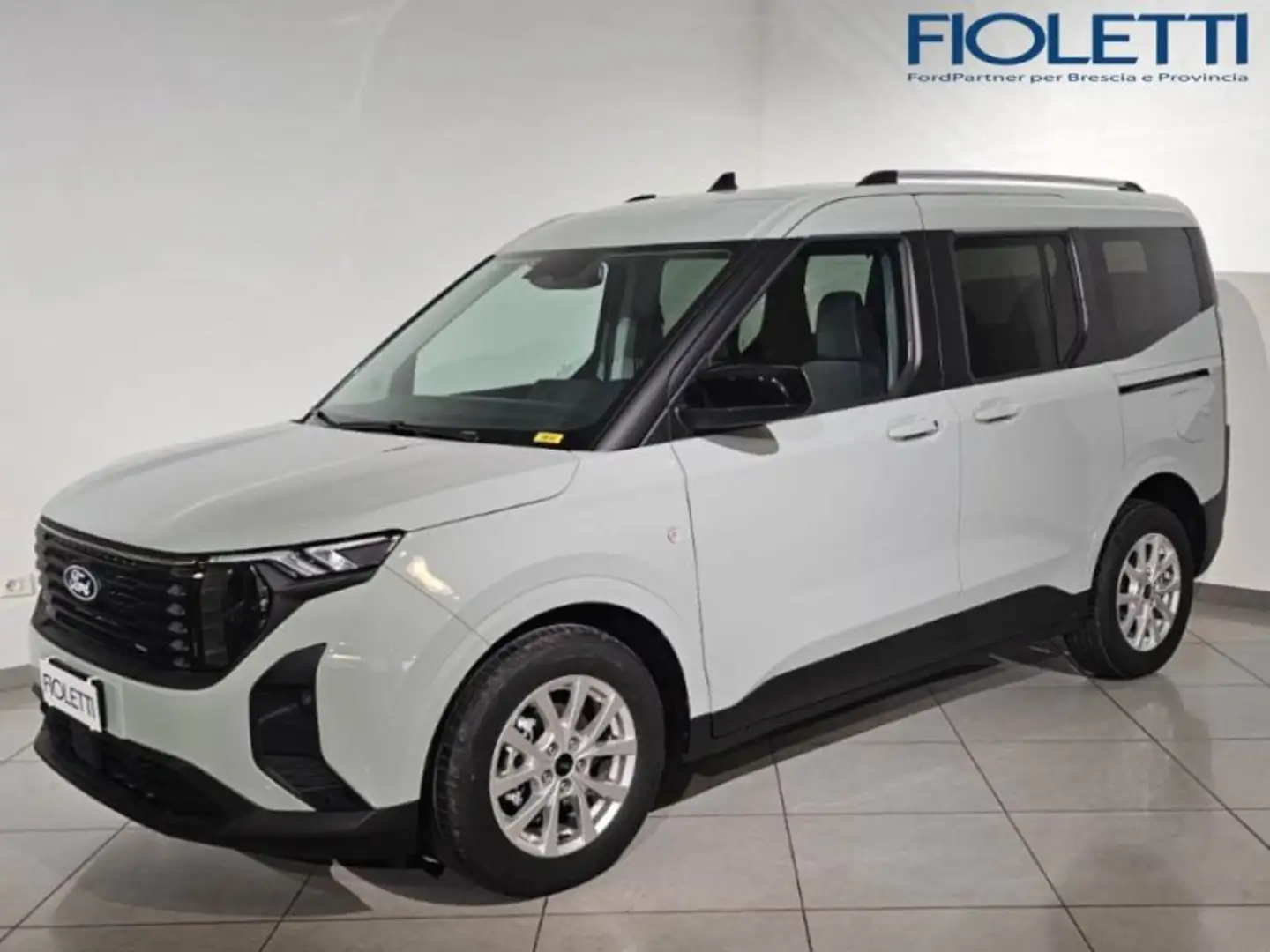 Ford Tourneo Courier Nuovo T. Courier Titanium 1.0 EcoBoost 125 CV 93 Grigio - 1