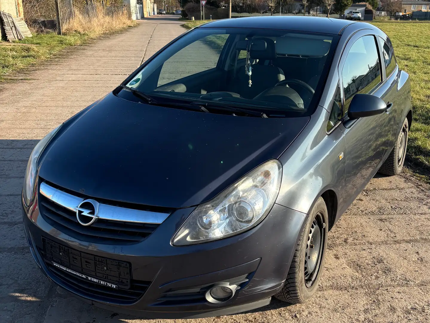 Opel Corsa Corsa 3-Türer 1.2 16V Edition Grau - 1