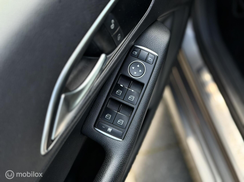 Mercedes-Benz CLA 180 AMG Line | Onderhoudshistorie — photo 14