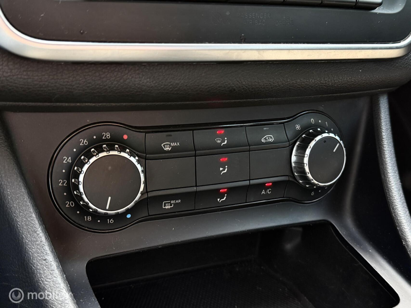 Mercedes-Benz CLA 180 AMG Line | Onderhoudshistorie — photo 21