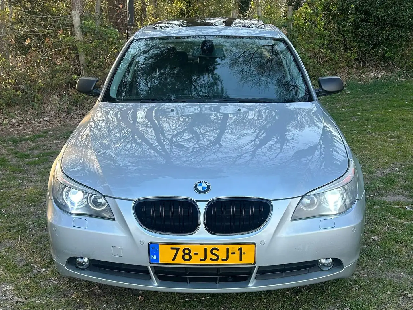 BMW 520 520i Zilver - 2