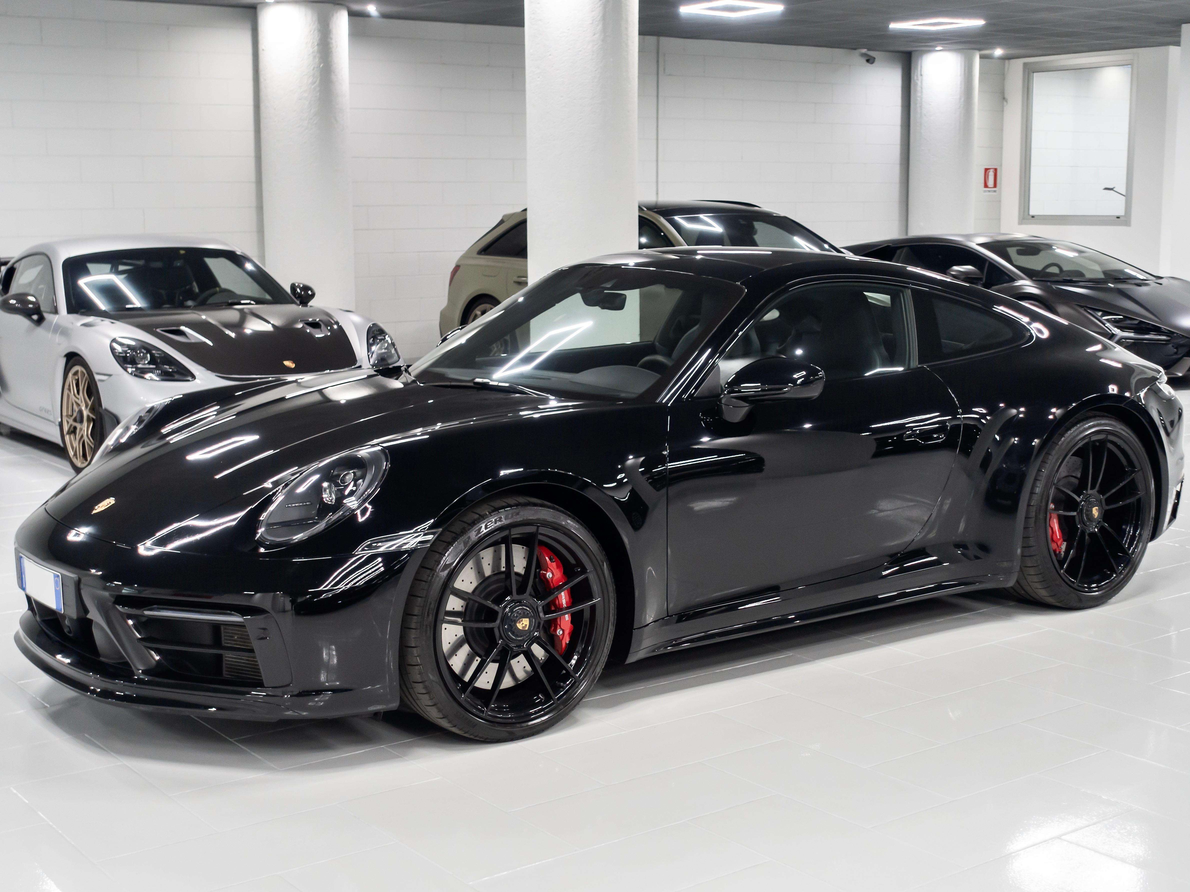 Porsche 992