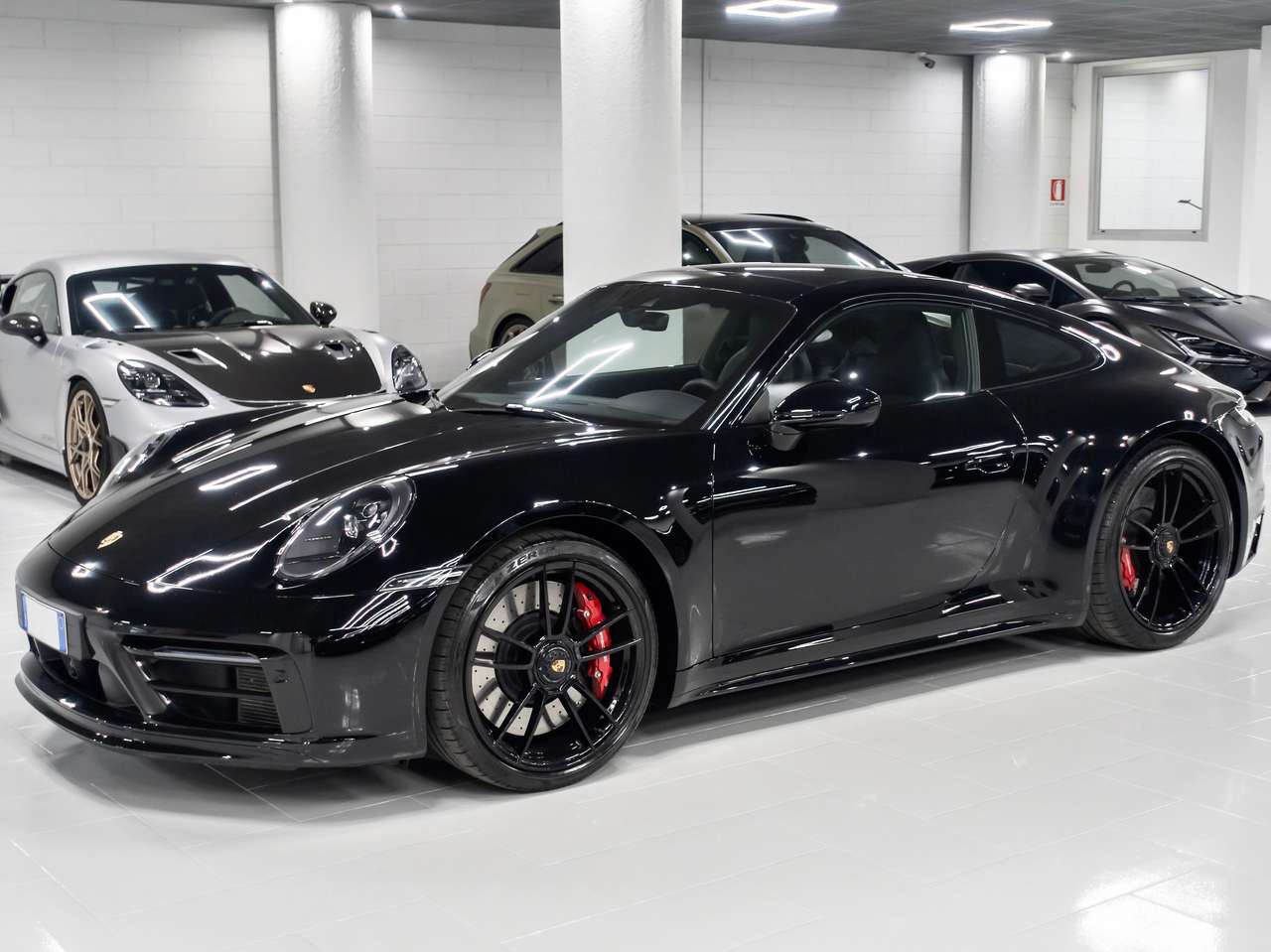 Porsche 992 4 GTS  TETTO PPF PELLE TOTALE ACC SEDILI CLIMATIZZATI CARBON MATT 14.700 KM