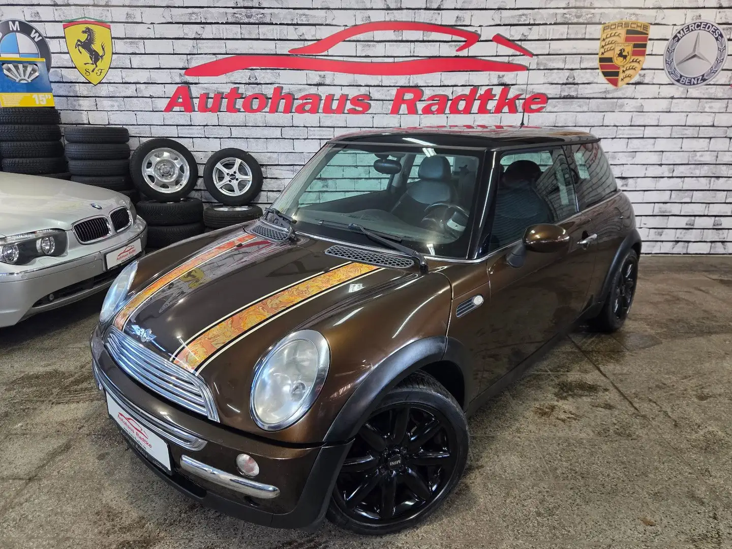 MINI Cooper *Tüv 07/26*Allwetterreifen* Braun - 1