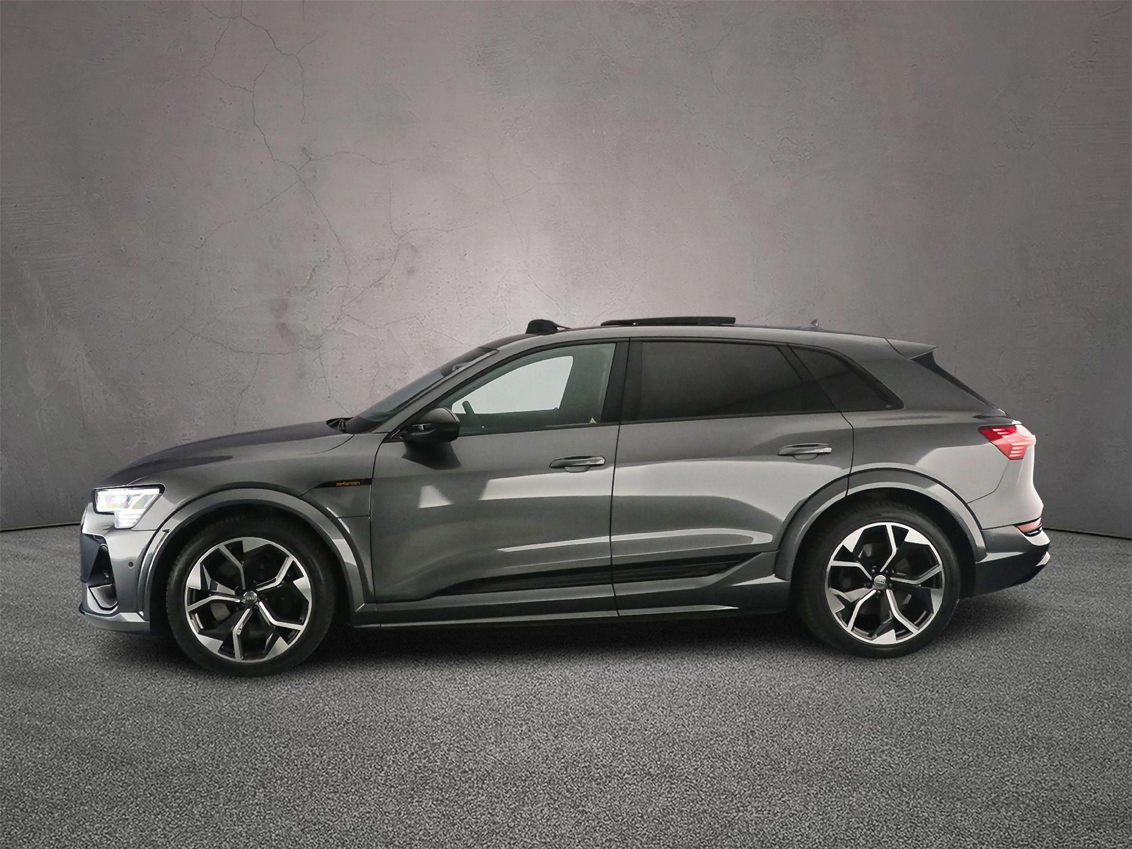Audi e-tron S quattro 95 kWh | Trekhaak | Panoramadak | Luchtv — photo 2