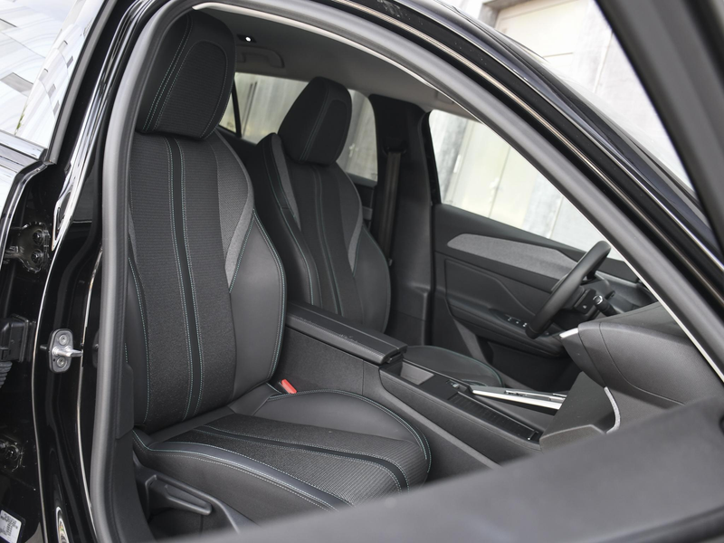 Peugeot 408 Allure 1.2 Hybrid 145pk Automaat ADAPT. CC | 19''L — photo 10