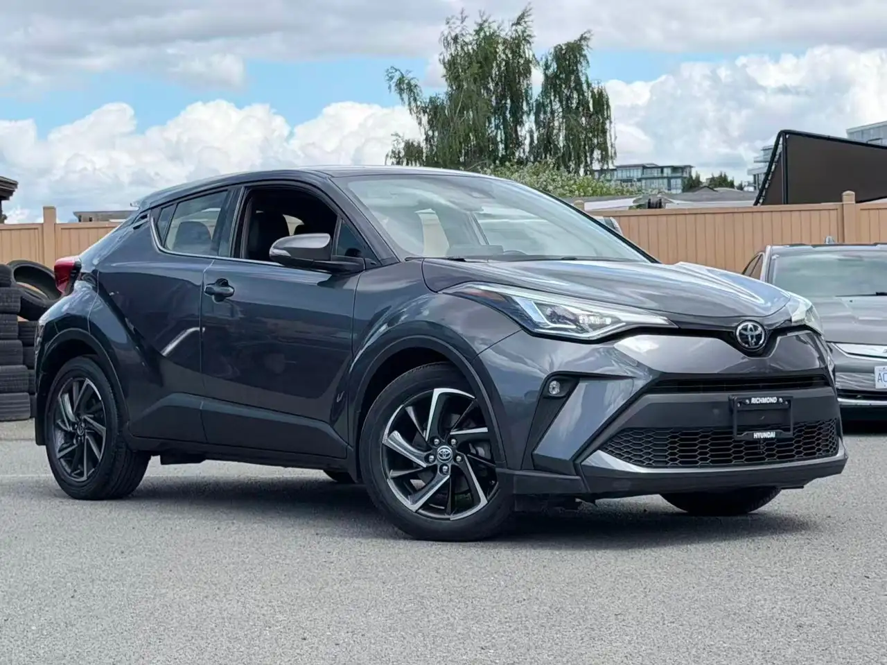 Toyota C-HR fotografie Toyota C-HR