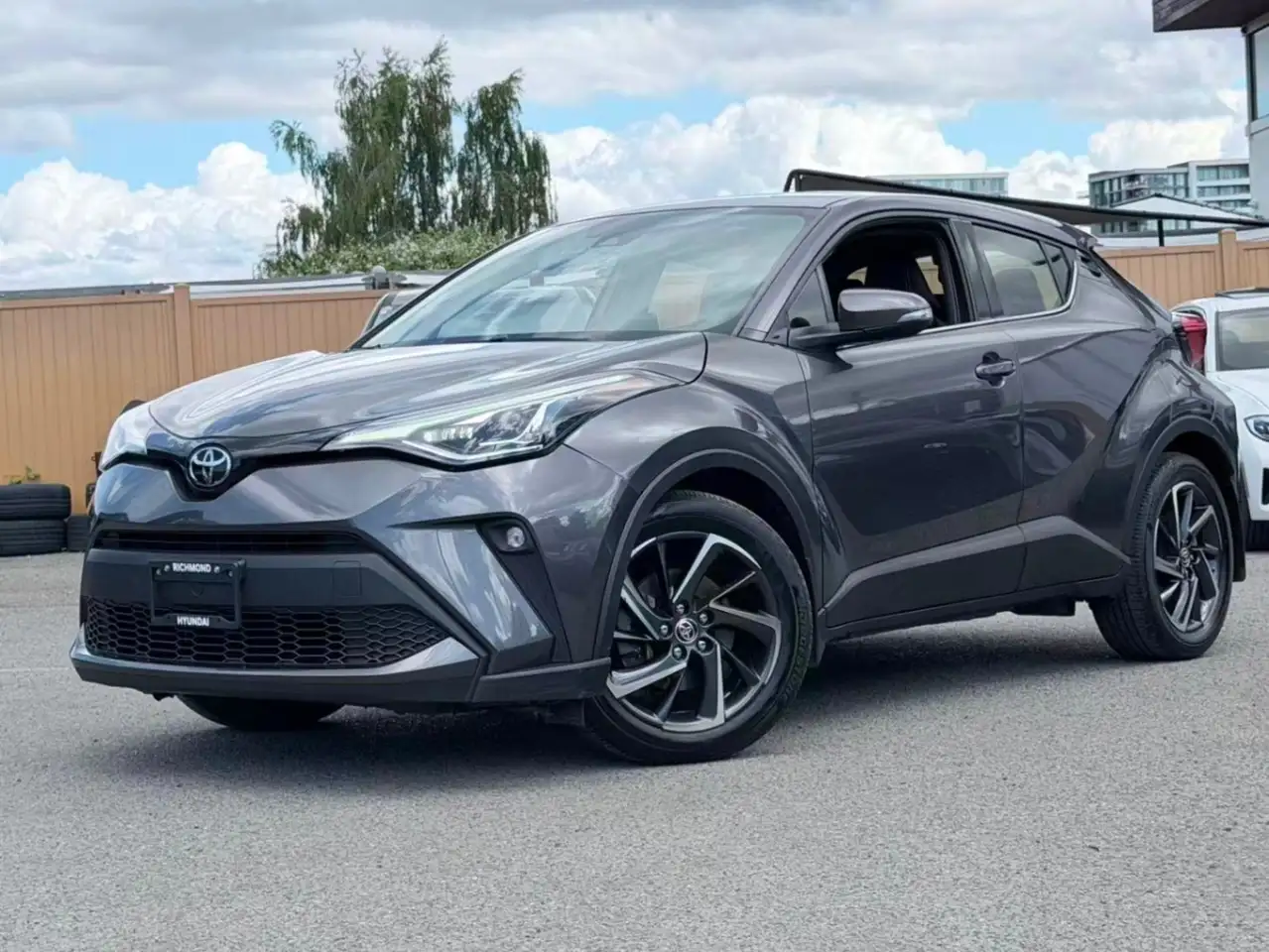 Toyota C-HR fotografie Toyota C-HR