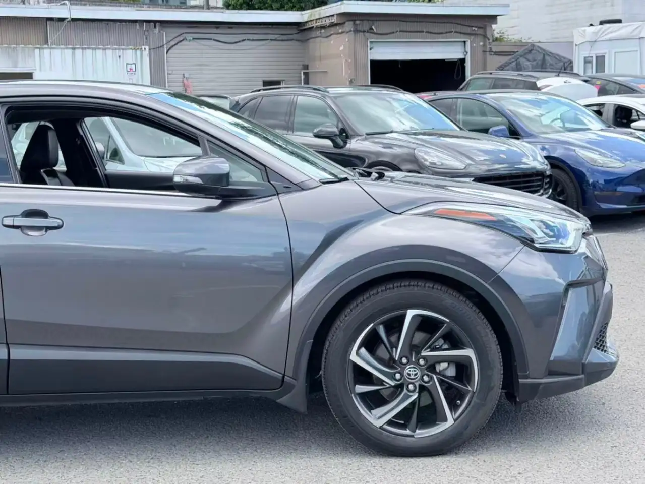 Toyota C-HR fotografie Toyota C-HR