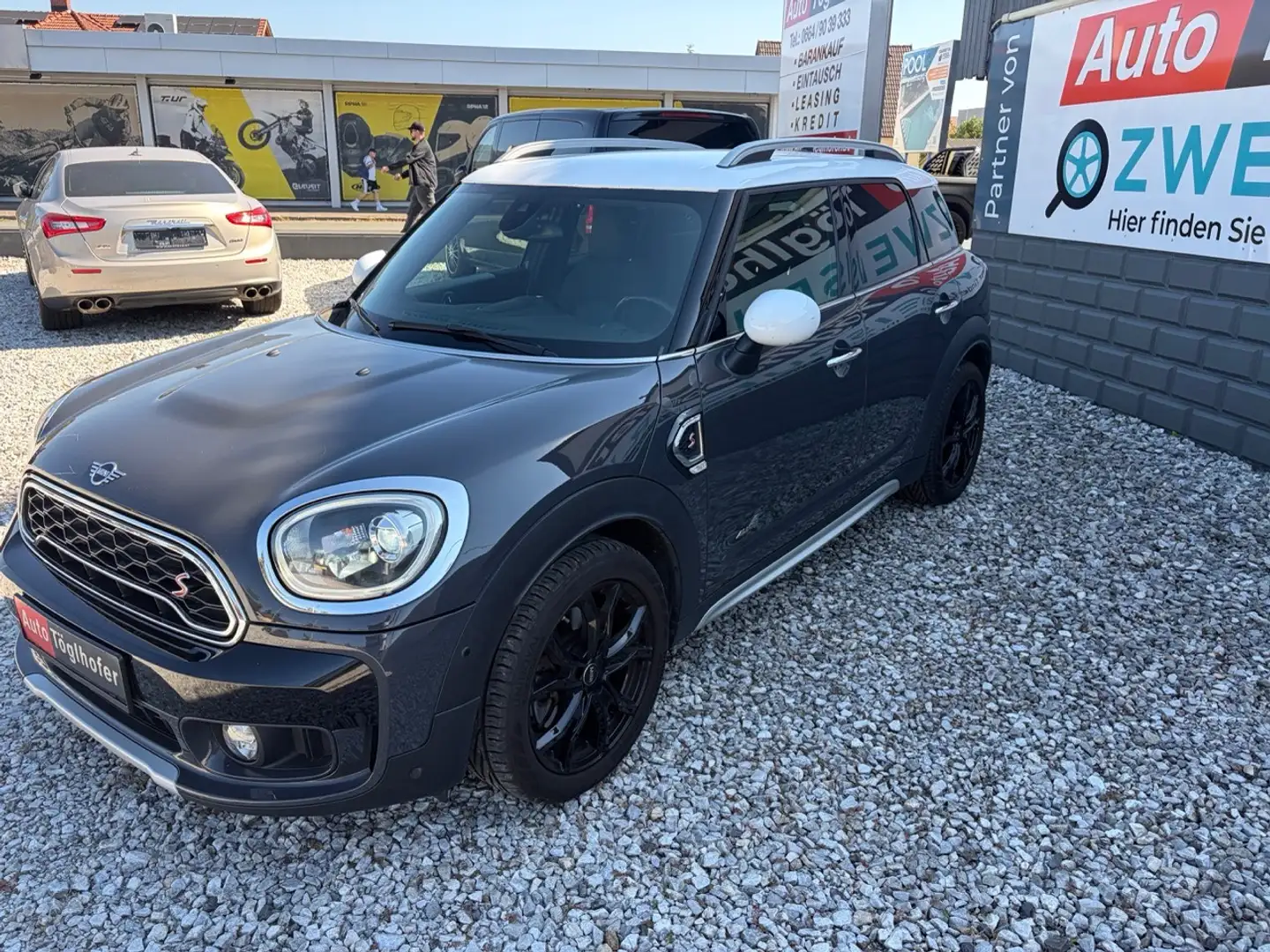 MINI Cooper SD Countryman Cooper SD All4 Aut. Allrad Grau - 2