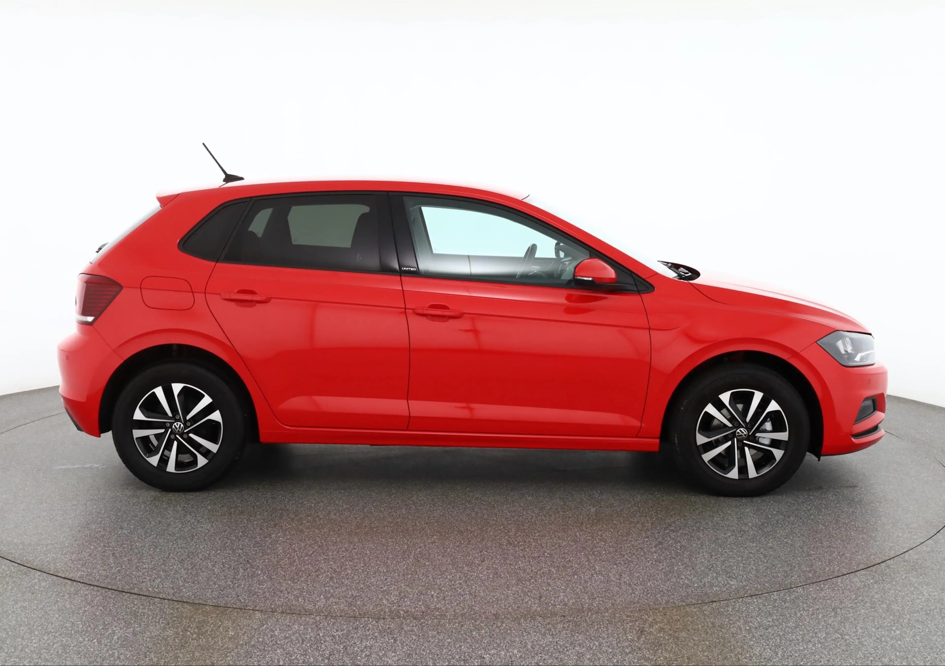 Volkswagen Polo 1.0 TSI United Navi App-Connect Sitzheizung — photo 6