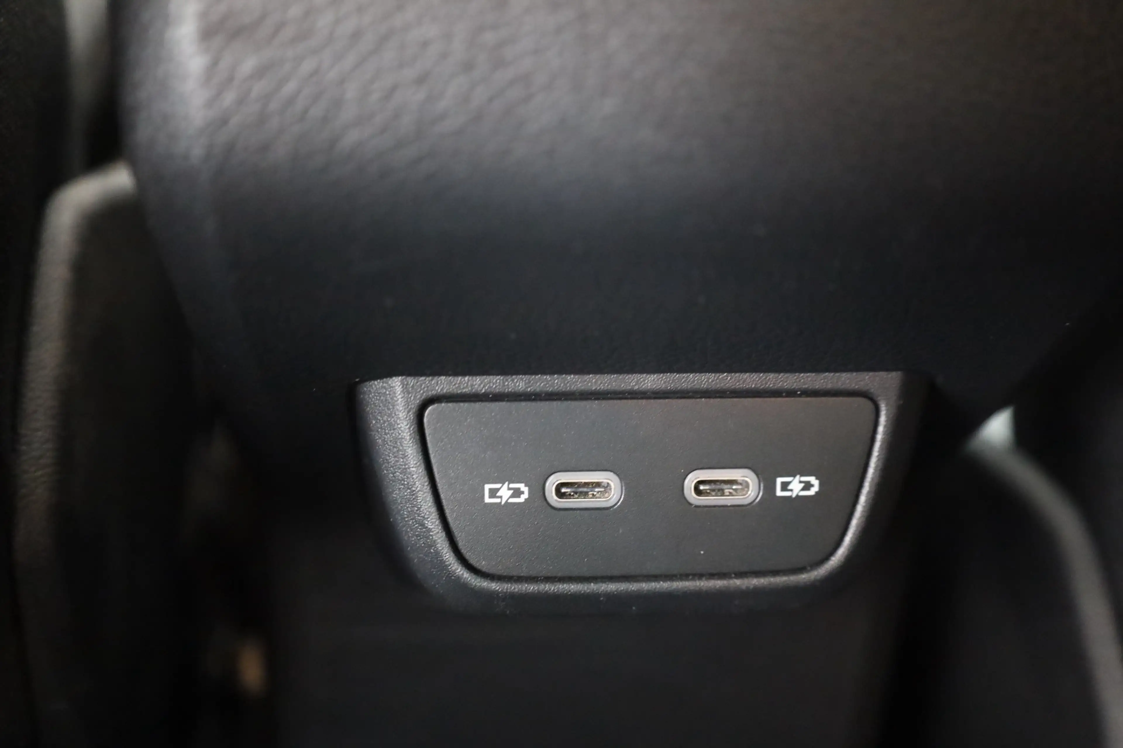 Volkswagen Polo 1.0 TSI United Navi App-Connect Sitzheizung — photo 28