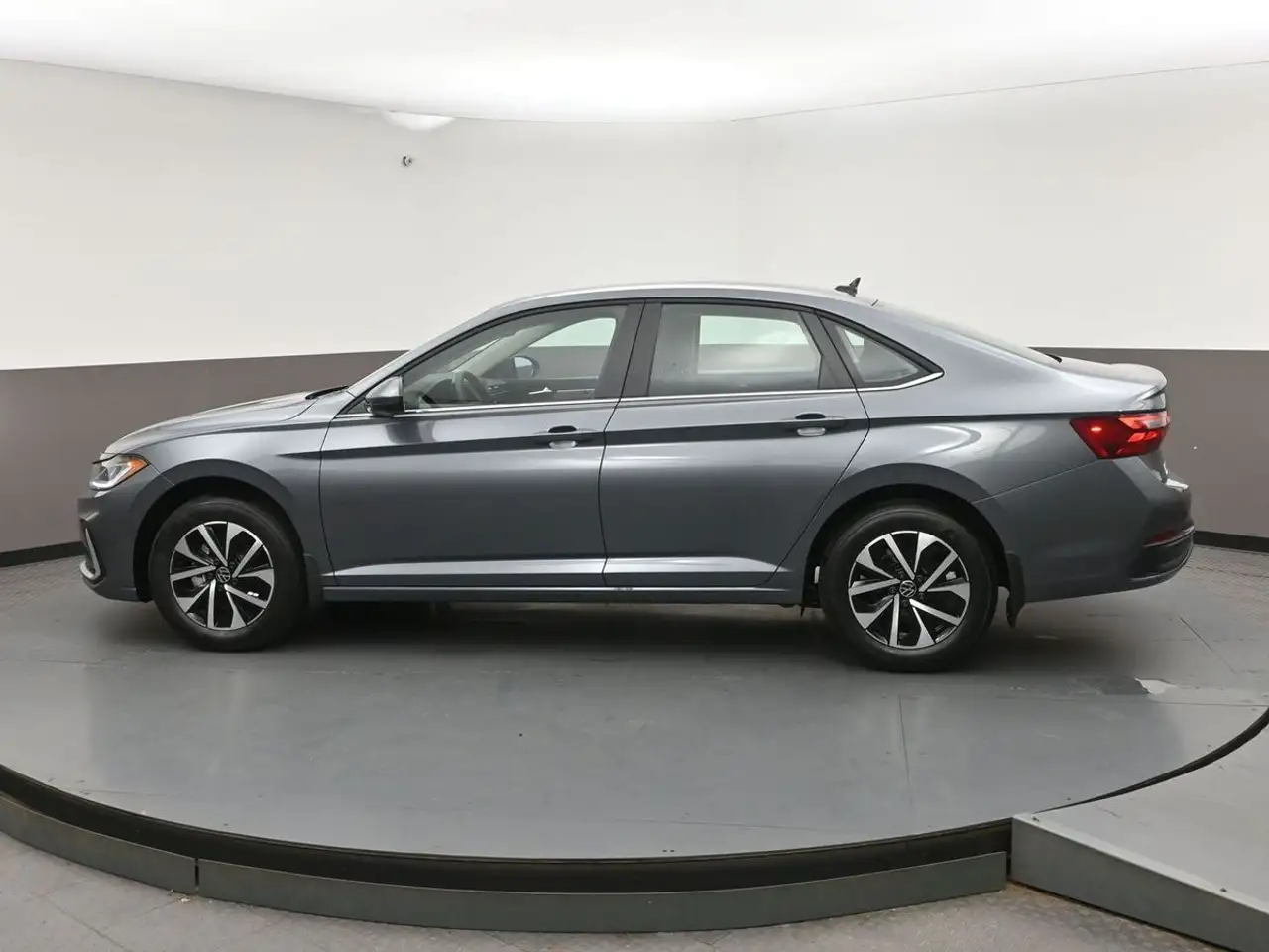 Volkswagen Jetta снимка Volkswagen Jetta