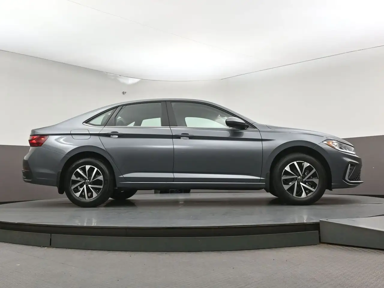 Volkswagen Jetta снимка Volkswagen Jetta