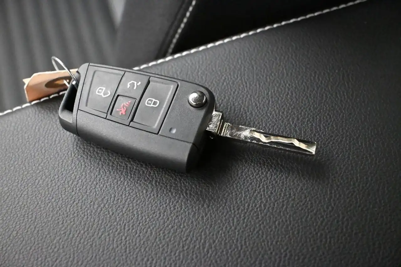 Volkswagen Jetta снимка Volkswagen Jetta