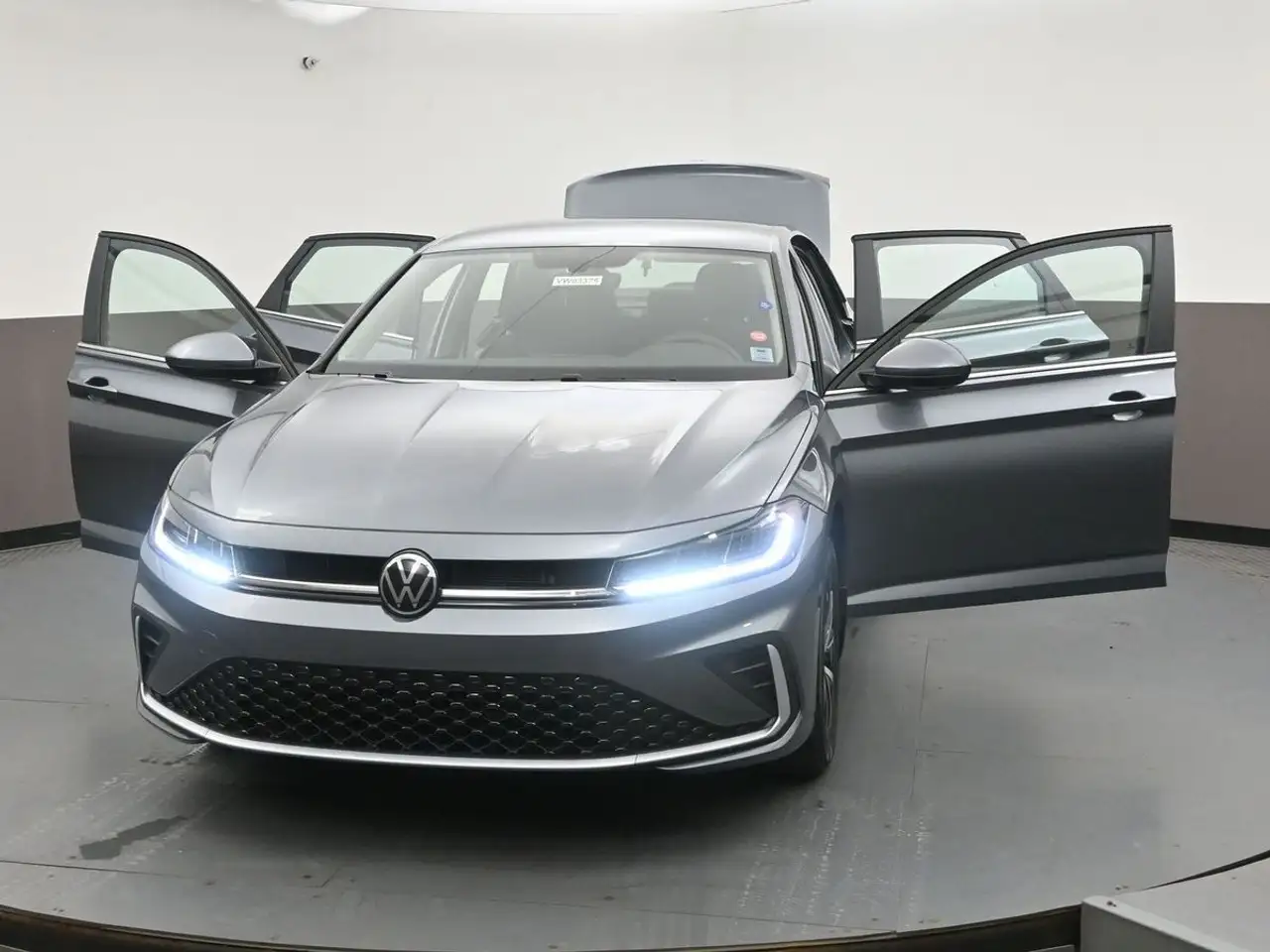 Volkswagen Jetta снимка Volkswagen Jetta