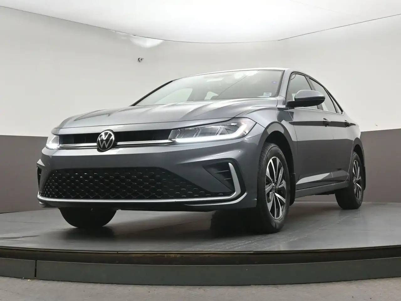 Volkswagen Jetta снимка Volkswagen Jetta