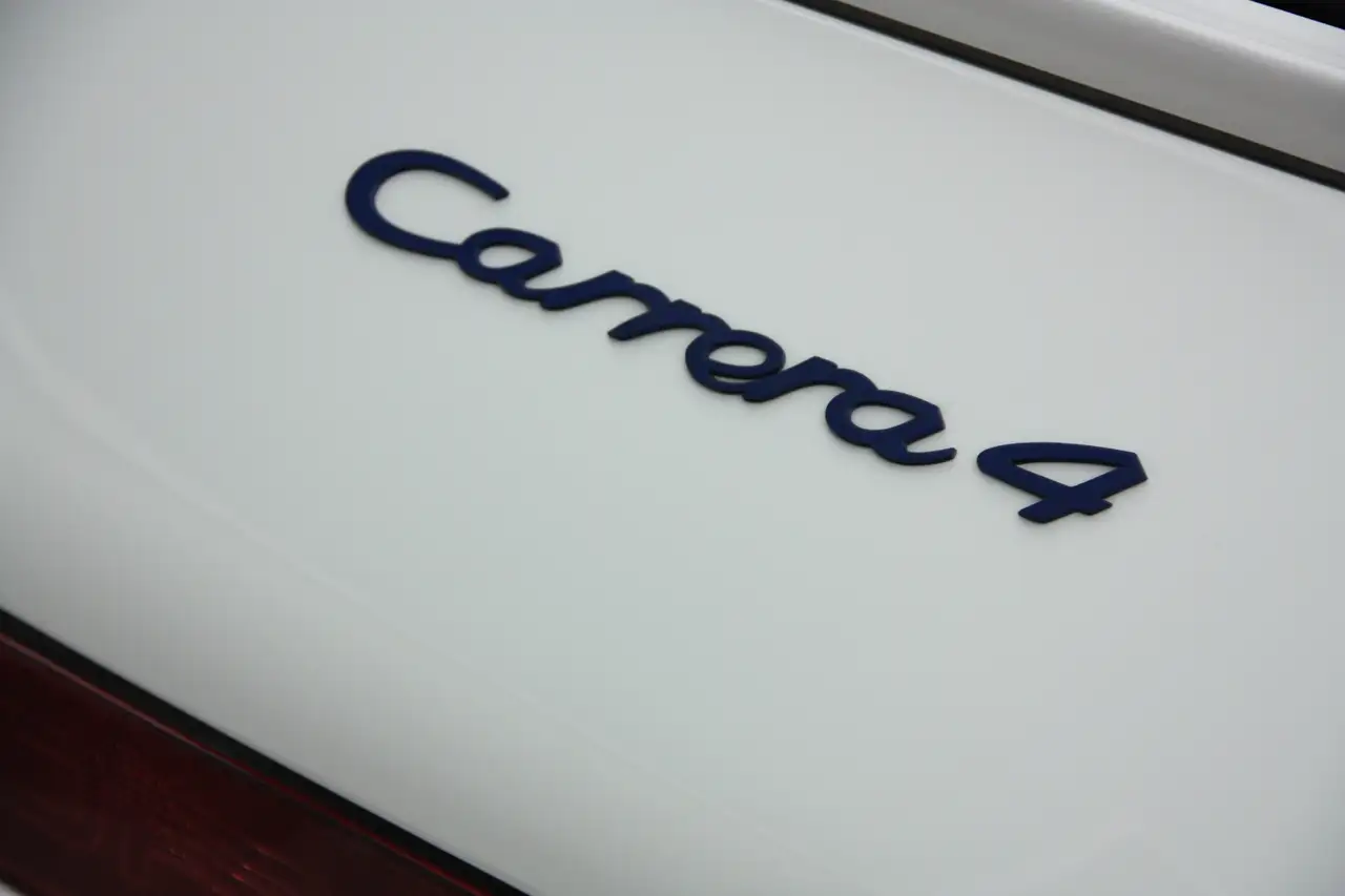 Porsche 911 Cabriolet Carrera 4, foto 10