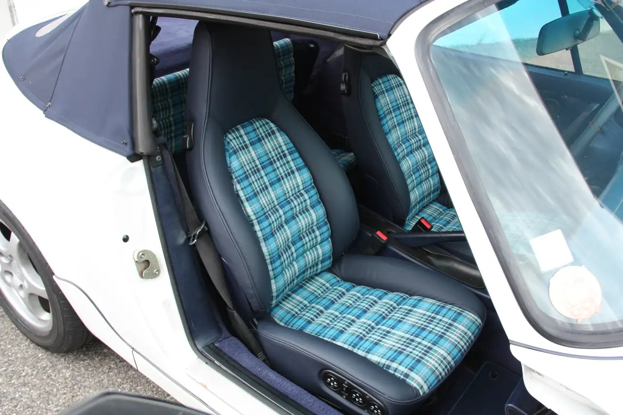 Porsche 911 Cabriolet Carrera 4, foto 6