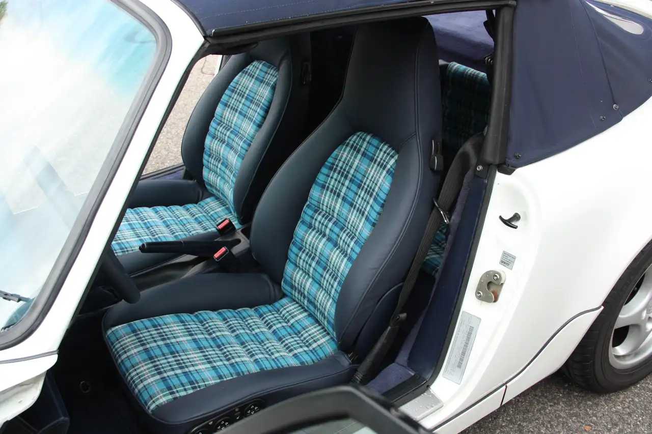 Porsche 911 Cabriolet Carrera 4, foto 12