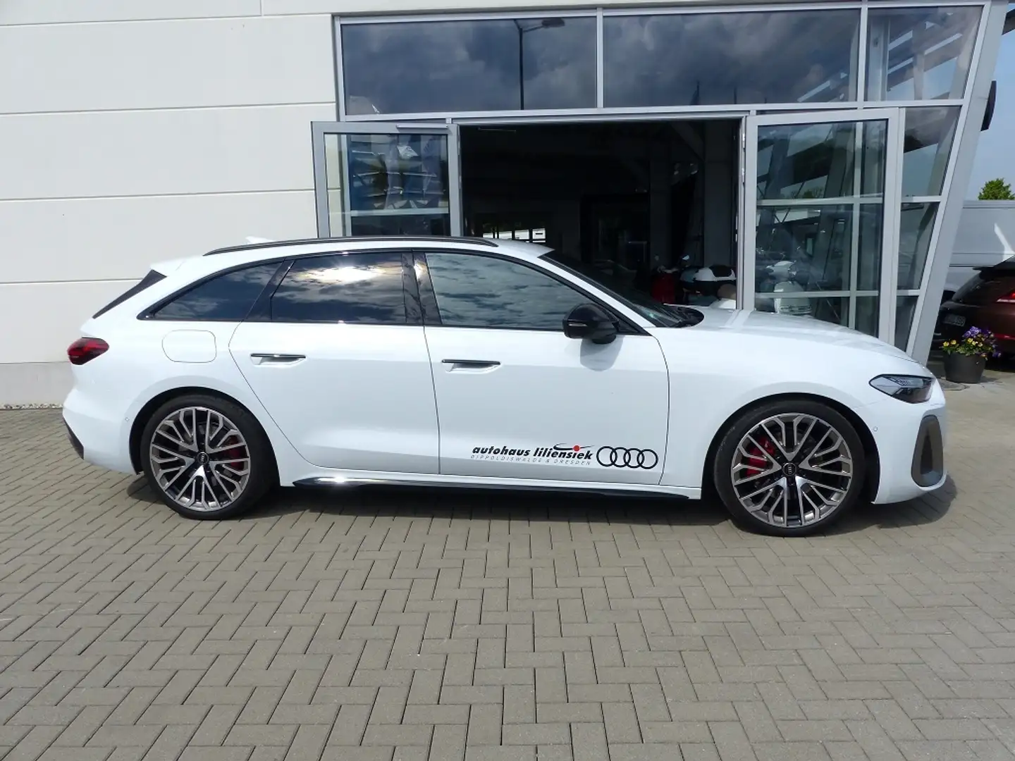 Audi A5 Avant TDI quattro S tronic edition one *LED*B&O*P Weiß - 2