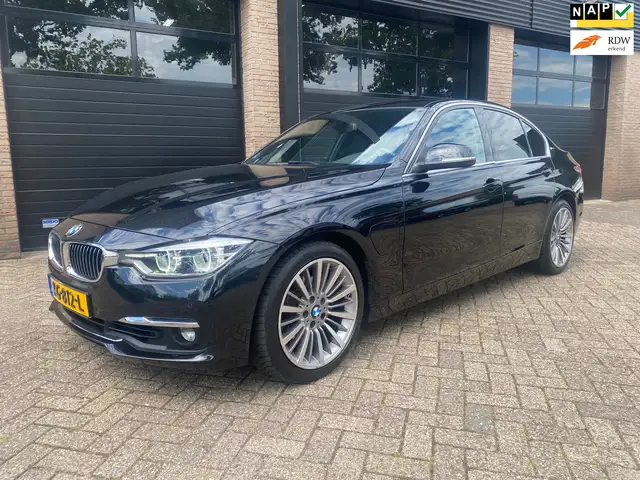 BMW 330 3-serie 330e Centennial High Executive