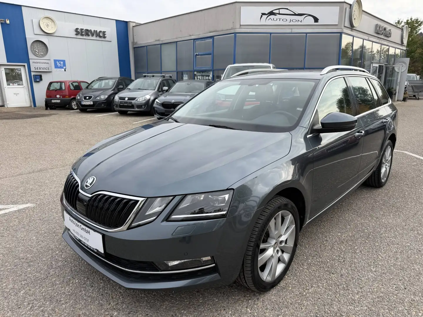 Skoda Octavia Kombi 2,0 TDI Style Limited 4x4 DSG*TOPZustand*1Besitz*PickerlNEU* Grau - 1