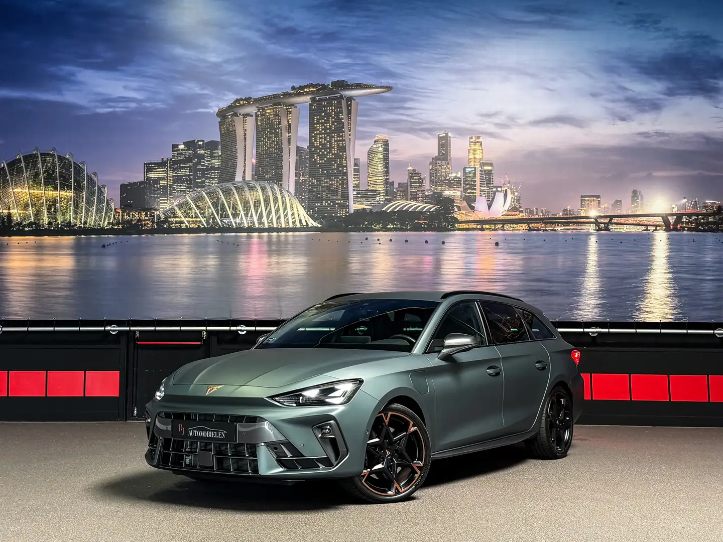 CUPRA Leon Sportstourer 1.5 TSI e-Hybrid VZ Performance 272PK Verde - 1