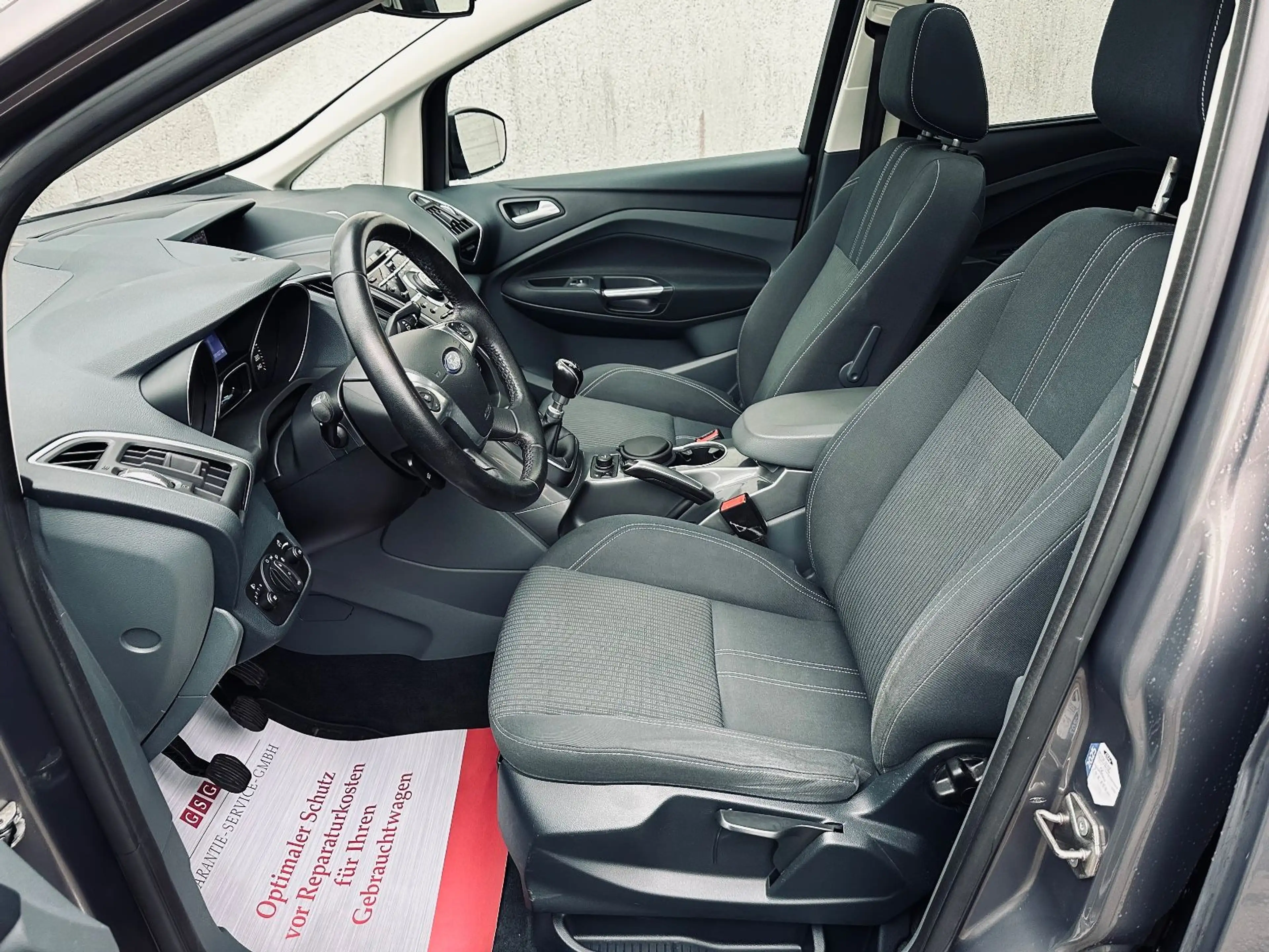 Ford Grand C-Max 2.0 Titanium*NAVI*PANO*TEMPO*KAMERA* — photo 5