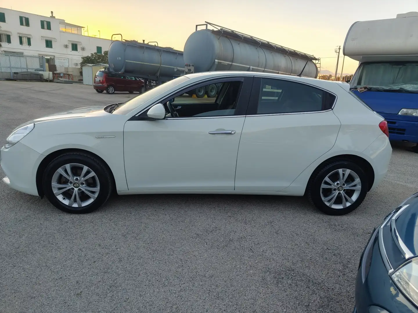 Alfa Romeo Giulietta 1.6 jtdm(2) Progression - 2