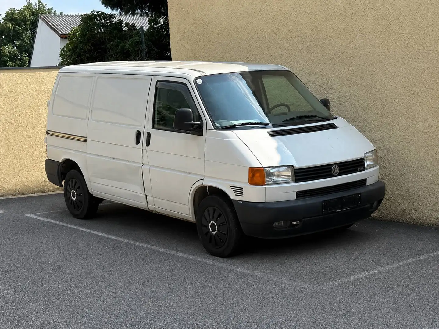 Volkswagen T4 2,5 TDI Weiß - 1