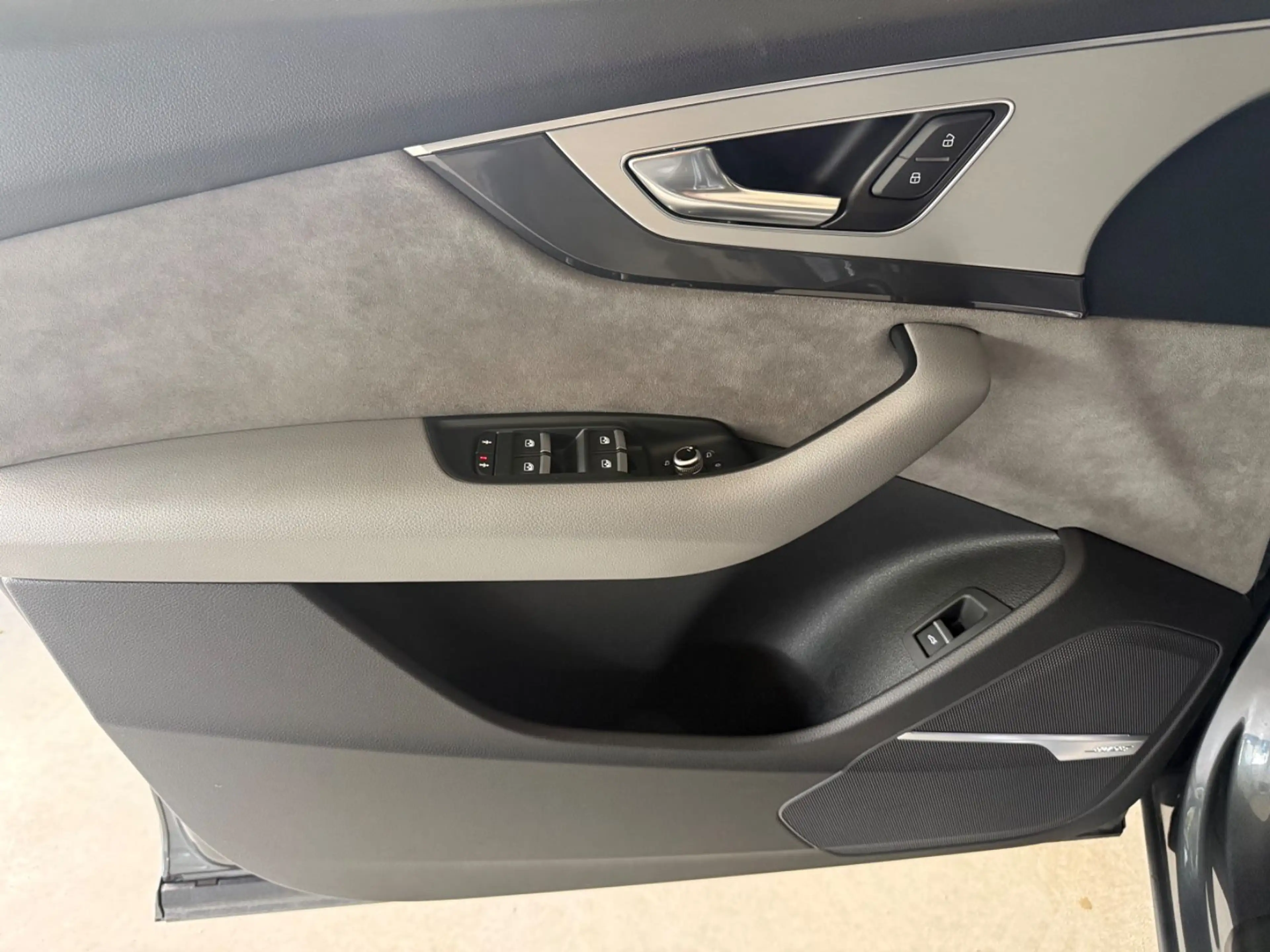 Audi Q7 50 TDI quattro S line LED/Kam/SHZ/Virtual/AHK — photo 10