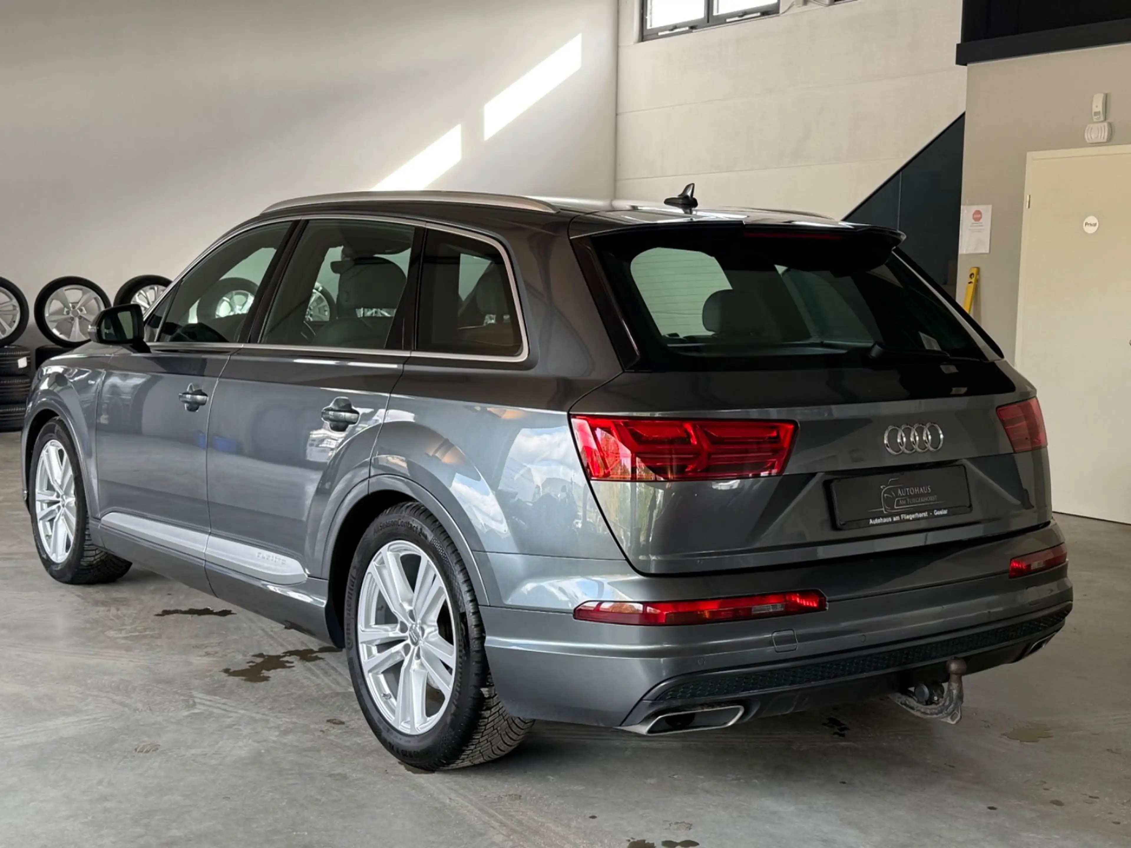 Audi Q7 50 TDI quattro S line LED/Kam/SHZ/Virtual/AHK — photo 4